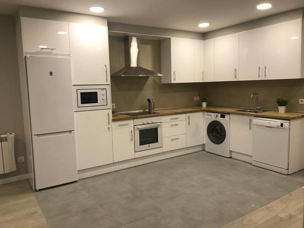 Apartamento Expectacular,Centrico,Nuevo 5 Min A Pie De La Laurel Vivienda De Uso Turistico Logroño Kültér fotó