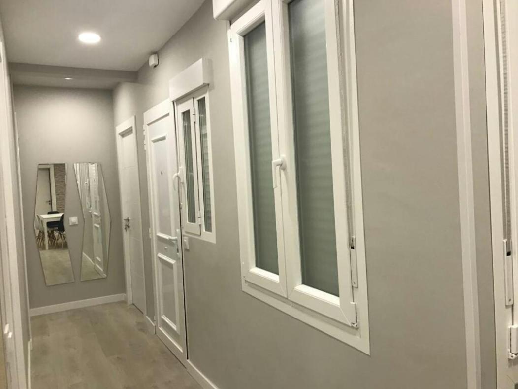 Apartamento Expectacular,Centrico,Nuevo 5 Min A Pie De La Laurel Vivienda De Uso Turistico Logroño Kültér fotó